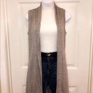 Sleeveless Light Grey Cardigan